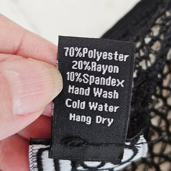 Clara Sunwoo Duster Cardigan XL Black Abstract Gold Mesh Sequin Embellished - Picture 10 of 12